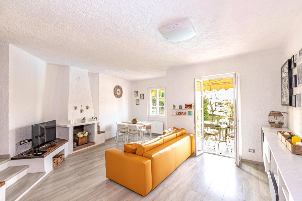 Sara E Melissa House Lierna Apartment Exterior photo